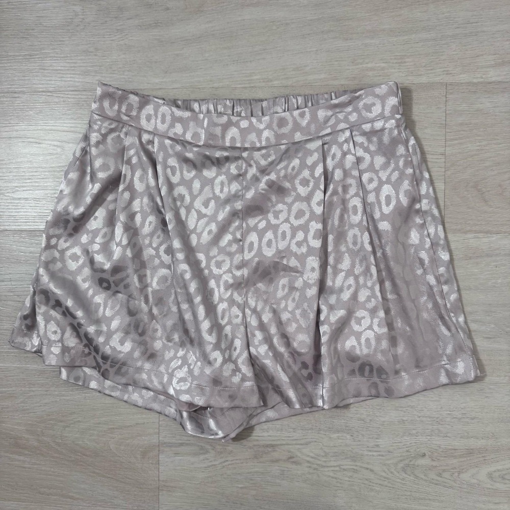 NWT Entro Leopard Print Shorts Womens Large Blush Pink Pull On Pockets